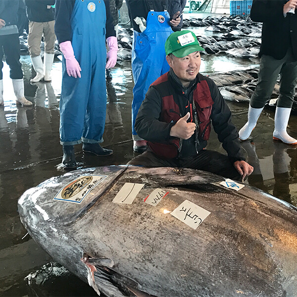 【海桜鮪】濃厚な上赤身をご堪能あれ☆本鮪　赤身(100g)